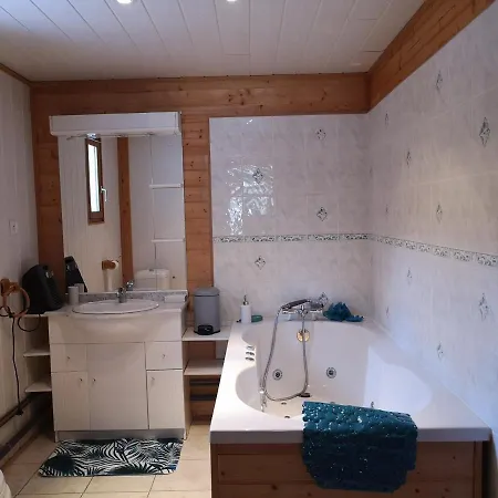 Jolichalet66210-88m2-3ch-garage-jardin-double Veranda-wifi-impasse Au Calme *